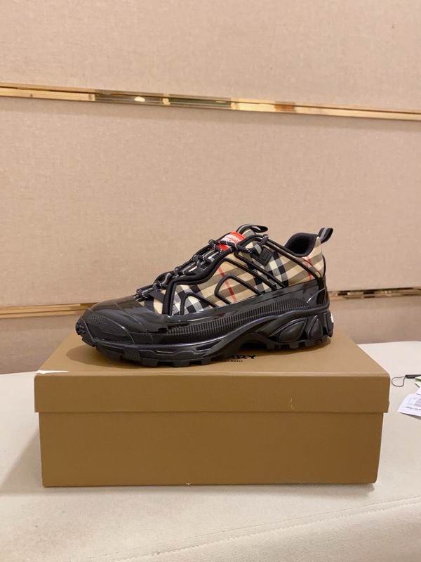 Burberry sz38-46 hnq1104
